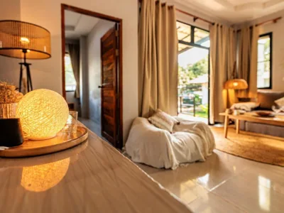 Casa Eden - Double King Bed - Peaceful Garden Retreat - 4K SmartTV – Foto’s 6